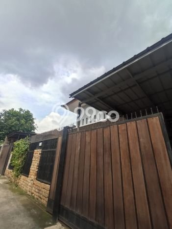 Rumah Modern 4 Kamar LT 250m2 di Gandul Rumah Modern 4 Kamar LT 250m2 di Gandul