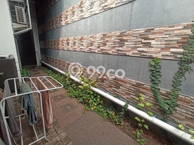 Rumah Modern 4 Kamar LT 250m2 di Gandul Rumah Modern 4 Kamar LT 250m2 di Gandul