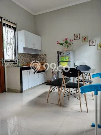 Lokasi strategis! Rumah siap huni disewakan di Pancoran Mas LB 54m2 Lokasi strategis! Rumah siap huni disewakan di Pancoran Mas LB 54m2