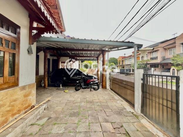 Hunian Eksklusif Dijual LT 244m2 di Cinere, Depok Hunian Eksklusif Dijual LT 244m2 di Cinere, Depok