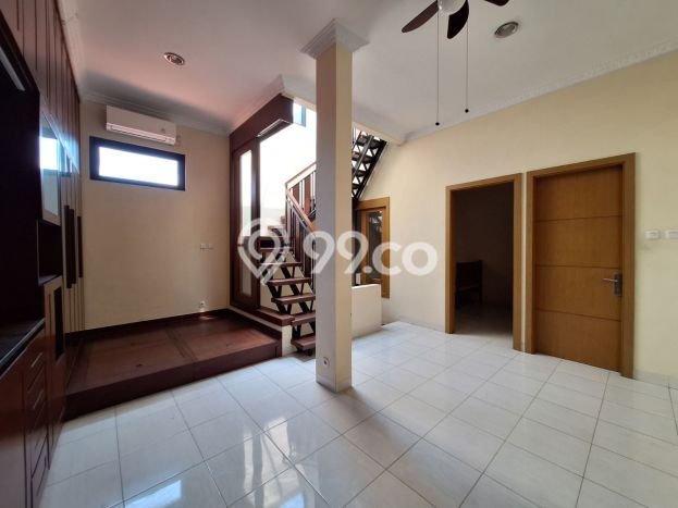 Rumah Minimalis 4 KT di Pondok Cabe Tangerang Semi Furnished Rumah Minimalis 4 KT di Pondok Cabe Tangerang Semi Furnished