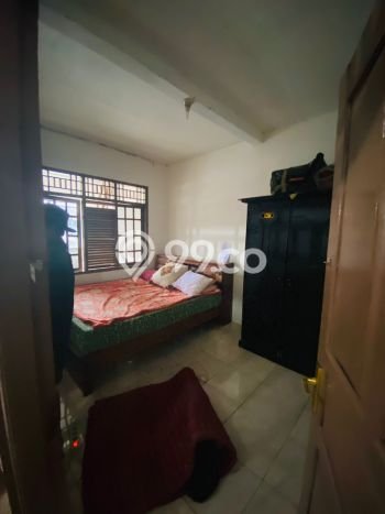 Rumah Strategis Minimalis Lb 220m2 di Tapos, Depok Rumah Strategis Minimalis Lb 220m2 di Tapos, Depok