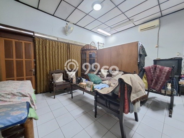 Rumah Modern Cantik 4 Kamar Siap Huni di Cibinong Rumah Modern Cantik 4 Kamar Siap Huni di Cibinong