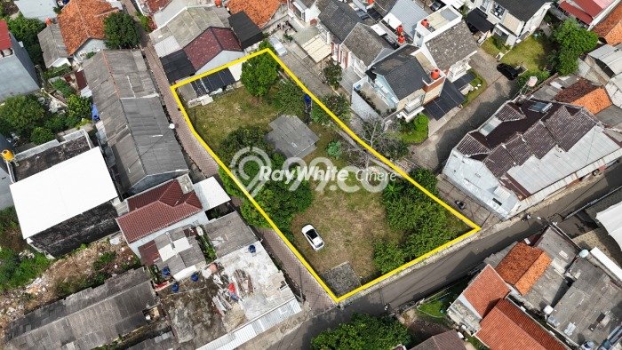 Tanah Kosong Dijual di Depok dengan Area 775m2 Tanah Kosong Dijual di Depok dengan Area 775m2