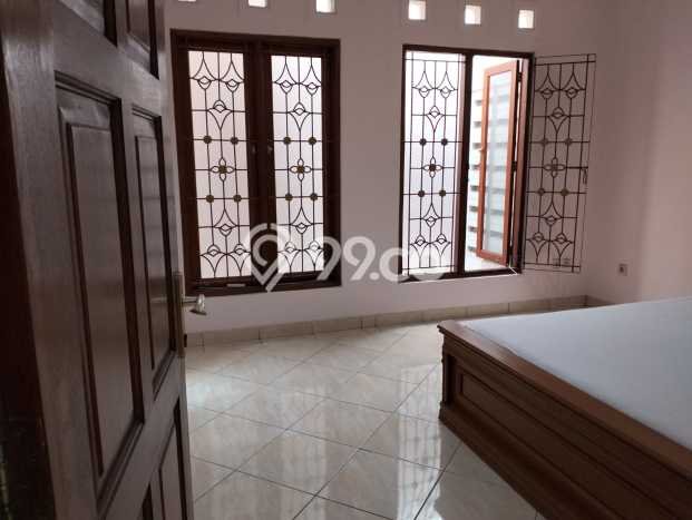 Rumah Disewakan Jakarta Selatan LT 400m2 LB 200m2 Area Cipete Rumah Disewakan Jakarta Selatan LT 400m2 LB 200m2 Area Cipete