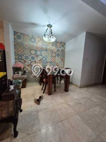 Hunian Mewah LB 180m2 Siap Huni Desain Elegan di Lebak Bulus, Jakarta Selatan Hunian Mewah LB 180m2 Siap Huni Desain Elegan di Lebak Bulus, Jakarta Selatan