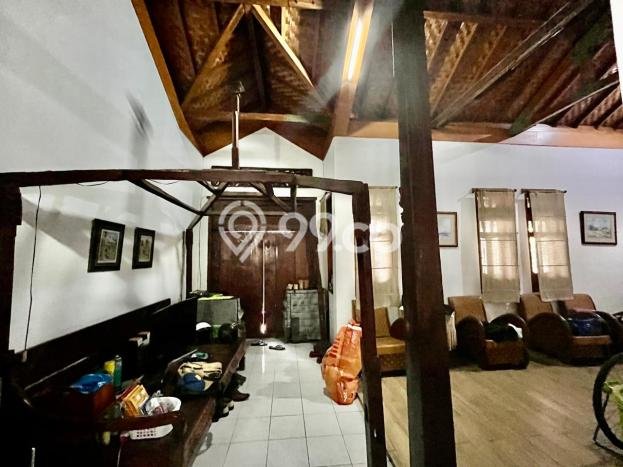 Hunian Eksklusif Dijual LT 244m2 di Cinere, Depok Hunian Eksklusif Dijual LT 244m2 di Cinere, Depok