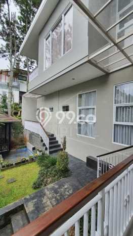 Ready to Use! Luxury House LT 298m2 Desain Modern di Dago Ready to Use! Luxury House LT 298m2 Desain Modern di Dago