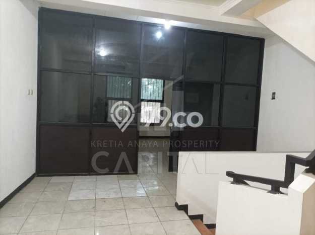 Ruko Bagus Dijual LB 175m2 Lokasi Strategis Bandung Area Cocok untuk Bisnis Ruko Bagus Dijual LB 175m2 Lokasi Strategis Bandung Area Cocok untuk Bisnis