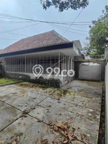 Disewakan! Rumah 1 Kamar Tidur &
1 Kamar Mandi di Riau, Bandung Disewakan! Rumah 1 Kamar Tidur &
1 Kamar Mandi di Riau, Bandung