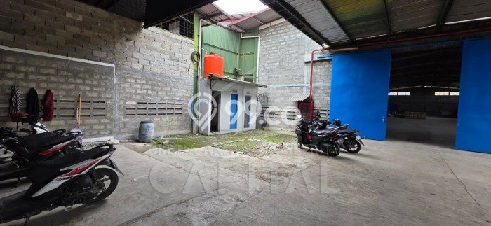 Disewakan Gudang di Kawasan Ramai Kopo Luas 1870m2 Disewakan Gudang di Kawasan Ramai Kopo Luas 1870m2