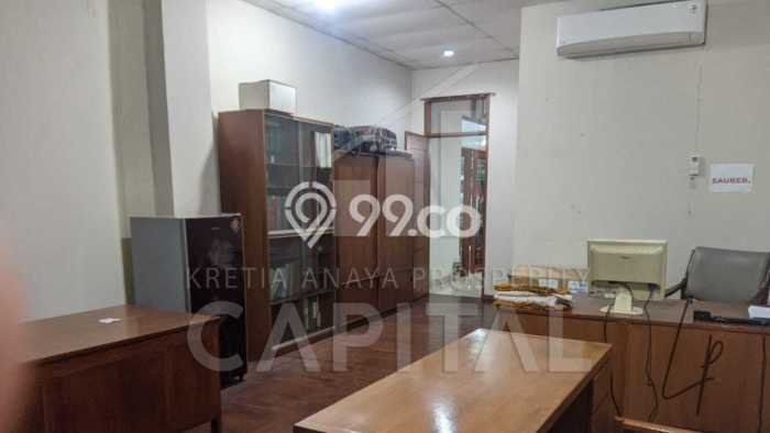 Rumah Luxury Modern Tanpa Renovasi di Supratman Bandung Rumah Luxury Modern Tanpa Renovasi di Supratman Bandung