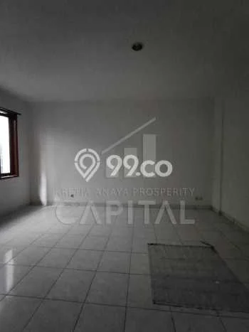 Disewakan! Rumah 3 Kamar Tidur &
3 Kamar Mandi di Cihampelas, Bandung Disewakan! Rumah 3 Kamar Tidur &
3 Kamar Mandi di Cihampelas, Bandung