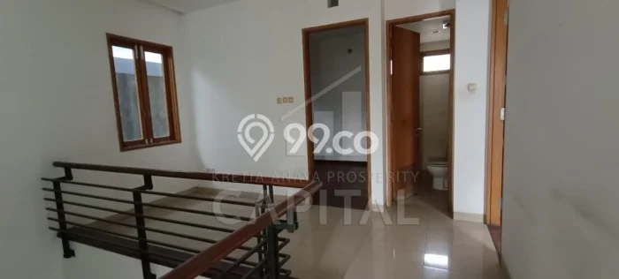 Rumah Elit LB 200m2 Siap Huni Desain Elegan di Riau, Bandung Rumah Elit LB 200m2 Siap Huni Desain Elegan di Riau, Bandung