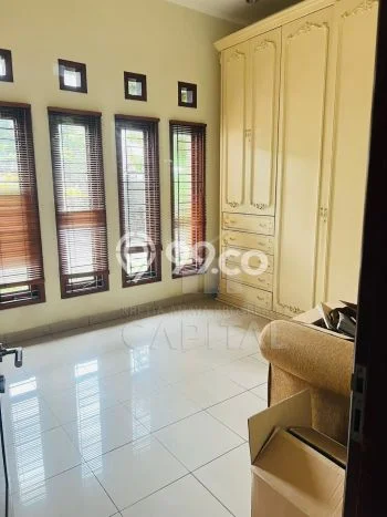 Jual Rumah Luas Elegan Dengan View Eksklusif di Geger Kalong, Bandung Jual Rumah Luas Elegan Dengan View Eksklusif di Geger Kalong, Bandung