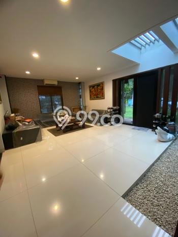 Rumah Elit LB 550m2 Siap Pakai Desain Elegan di BSD The Green, Tangerang Rumah Elit LB 550m2 Siap Pakai Desain Elegan di BSD The Green, Tangerang