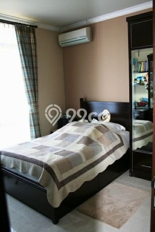 Rumah Mewah LB 197m2 Siap Pakai Desain Elegan di BSD, Tangerang Rumah Mewah LB 197m2 Siap Pakai Desain Elegan di BSD, Tangerang