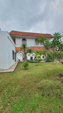 Dijual Rumah Mewah Exclusive di Ciputat, Tangerang Selatan Dijual Rumah Mewah Exclusive di Ciputat, Tangerang Selatan