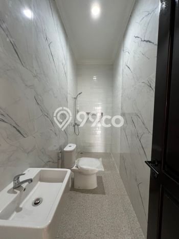 Rumah Elit Modern Siap Huni di BSD The Icon Tangerang Rumah Elit Modern Siap Huni di BSD The Icon Tangerang