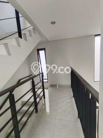 Dijual Rumah Mewah Exclusive di Medan Satria, Bekasi Dijual Rumah Mewah Exclusive di Medan Satria, Bekasi
