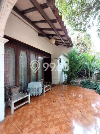Siap Huni Rumah Mewah 4 Kamar di Pesanggrahan Dekat ke Mana Saja Siap Huni Rumah Mewah 4 Kamar di Pesanggrahan Dekat ke Mana Saja