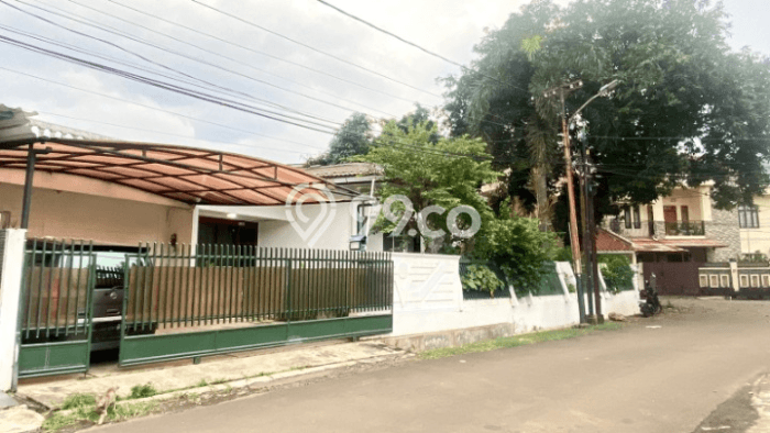 Rumah Luxury Modern Tanpa Renovasi di Mampang Jakarta Selatan Rumah Luxury Modern Tanpa Renovasi di Mampang Jakarta Selatan
