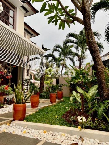 Jual Rumah Mewah Megah Dengan View Cantik di Sektor 3 - Bintaro, Tangerang Selatan Jual Rumah Mewah Megah Dengan View Cantik di Sektor 3 - Bintaro, Tangerang Selatan