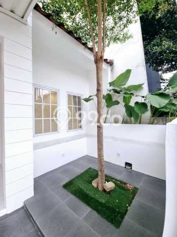 For Sale Rumah 3 Kamar Lokasi Strategis Nyaman dan Strategis di Ciputat For Sale Rumah 3 Kamar Lokasi Strategis Nyaman dan Strategis di Ciputat