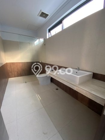Rumah Elit Modern Tanpa Renovasi di Bintaro Tangerang Selatan Rumah Elit Modern Tanpa Renovasi di Bintaro Tangerang Selatan
