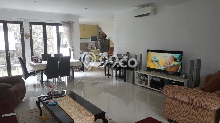 Dijual Rumah Luas Megah Dengan View Eksklusif di Bintaro, Tangerang Selatan Dijual Rumah Luas Megah Dengan View Eksklusif di Bintaro, Tangerang Selatan