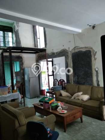 Dijual Rumah Luas Elegan Dengan View Eksklusif di Bintaro, Tangerang Selatan Dijual Rumah Luas Elegan Dengan View Eksklusif di Bintaro, Tangerang Selatan