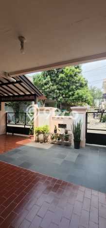 Rumah Modern Minimalis 5 KT Siap Huni di Ciputat Rumah Modern Minimalis 5 KT Siap Huni di Ciputat