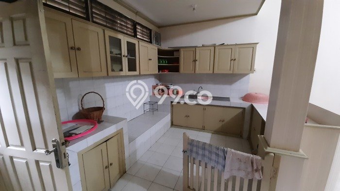 Hunian Cantik Modern Lb 185m2 di Pontianak Selatan, Pontianak Hunian Cantik Modern Lb 185m2 di Pontianak Selatan, Pontianak