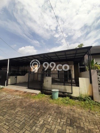 Dijual Rumah 2 Kamar Lokasi Strategis Nyaman dan Strategis di Pontianak Tenggara Dijual Rumah 2 Kamar Lokasi Strategis Nyaman dan Strategis di Pontianak Tenggara