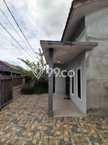 Jual Rumah Harga Miring Pontianak Timur Punya 2 KT & LT 170m2 Jual Rumah Harga Miring Pontianak Timur Punya 2 KT & LT 170m2