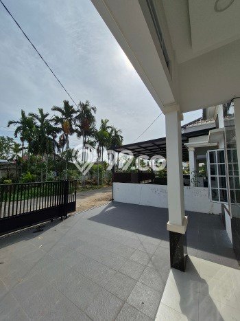 Dijual Rumah 4 Kamar Lokasi Ideal Bagus dan Strategis di Pontianak Kota Dijual Rumah 4 Kamar Lokasi Ideal Bagus dan Strategis di Pontianak Kota