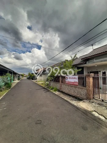 Jual Rumah Harga Miring Pontianak Timur Punya 2 KT & LT 170m2 Jual Rumah Harga Miring Pontianak Timur Punya 2 KT & LT 170m2