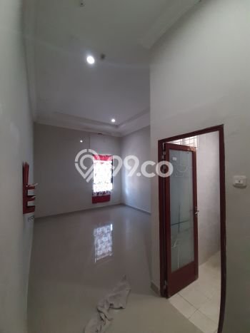 Rumah Modern Cantik 3 KT Bisa Langsung Pindah di Pontianak Tenggara Rumah Modern Cantik 3 KT Bisa Langsung Pindah di Pontianak Tenggara