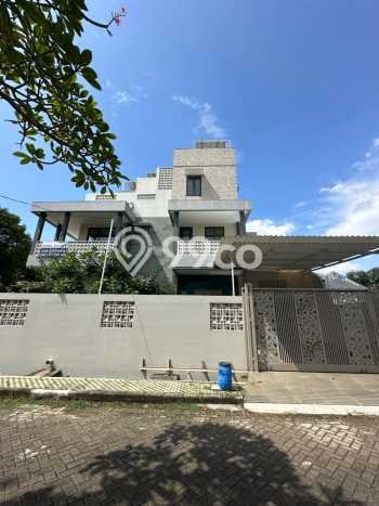 Rumah Luxury Modern Tanpa Renovasi di Serpong Villa Melati Mas Tangerang Selatan Rumah Luxury Modern Tanpa Renovasi di Serpong Villa Melati Mas Tangerang Selatan