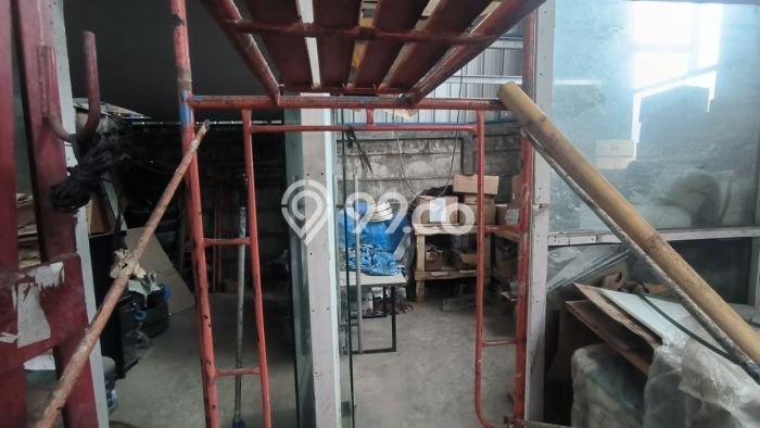 Gudang untuk disewa di Cipondoh punya LT 800m2 & LB 500m2 harga sewa kompetitif Gudang untuk disewa di Cipondoh punya LT 800m2 & LB 500m2 harga sewa kompetitif