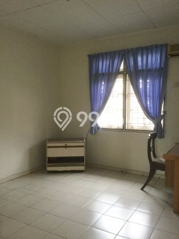 Rumah Elit Modern Tanpa Renovasi di Taman Ratu Jakarta Barat Rumah Elit Modern Tanpa Renovasi di Taman Ratu Jakarta Barat