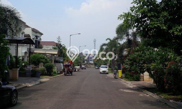 For Sale! Luxury House LT 105m2 Desain Modern di Srengseng For Sale! Luxury House LT 105m2 Desain Modern di Srengseng