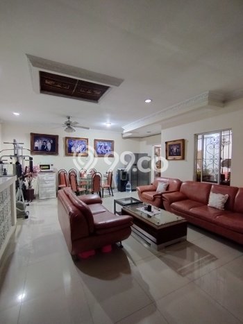 Jual Rumah Luas Elegan Dengan View Cantik di Pantai Indah Kapuk, Jakarta Utara Jual Rumah Luas Elegan Dengan View Cantik di Pantai Indah Kapuk, Jakarta Utara