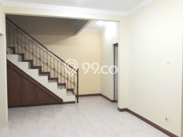 Rumah Elit LB 200m2 Siap Pakai Desain Elegan di Sektor 9-Bintaro, Tangerang Selatan Rumah Elit LB 200m2 Siap Pakai Desain Elegan di Sektor 9-Bintaro, Tangerang Selatan