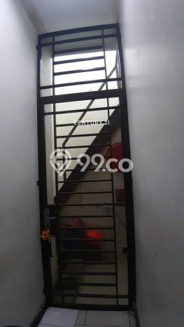 Jual Rumah Bagus Siap Huni LB 180m2 di Lippo Cikarang, Cikarang Jual Rumah Bagus Siap Huni LB 180m2 di Lippo Cikarang, Cikarang