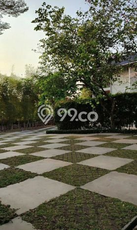 Sewa Rumah Strategis di Kemang LT 1800m2 / LB 650m2 Kondisi Bagus Sewa Rumah Strategis di Kemang LT 1800m2 / LB 650m2 Kondisi Bagus