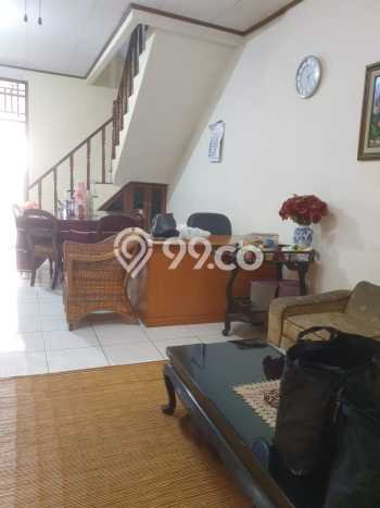 Rumah Eksklusif Dijual LT 300m2 di Kebon Jeruk, Jakarta Barat Rumah Eksklusif Dijual LT 300m2 di Kebon Jeruk, Jakarta Barat