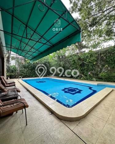 Rumah Elit Modern Tanpa Renovasi di Cipete Jakarta Selatan Rumah Elit Modern Tanpa Renovasi di Cipete Jakarta Selatan