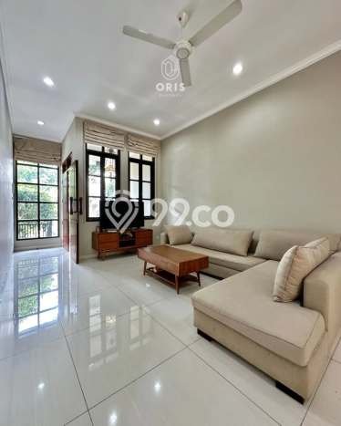 Rumah Elit Modern Siap Huni di Senopati Jakarta Selatan Rumah Elit Modern Siap Huni di Senopati Jakarta Selatan
