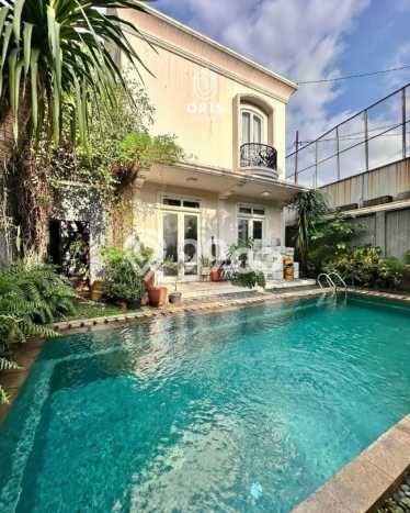 Rumah Eksklusif Siap Huni LT 290m2 di Cilandak, Jakarta Selatan Rumah Eksklusif Siap Huni LT 290m2 di Cilandak, Jakarta Selatan